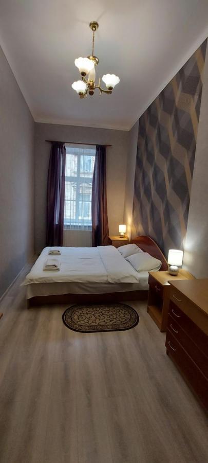 2 Bedroom Apartment On Tomashivskogo Street 7 Λβιβ Εξωτερικό φωτογραφία