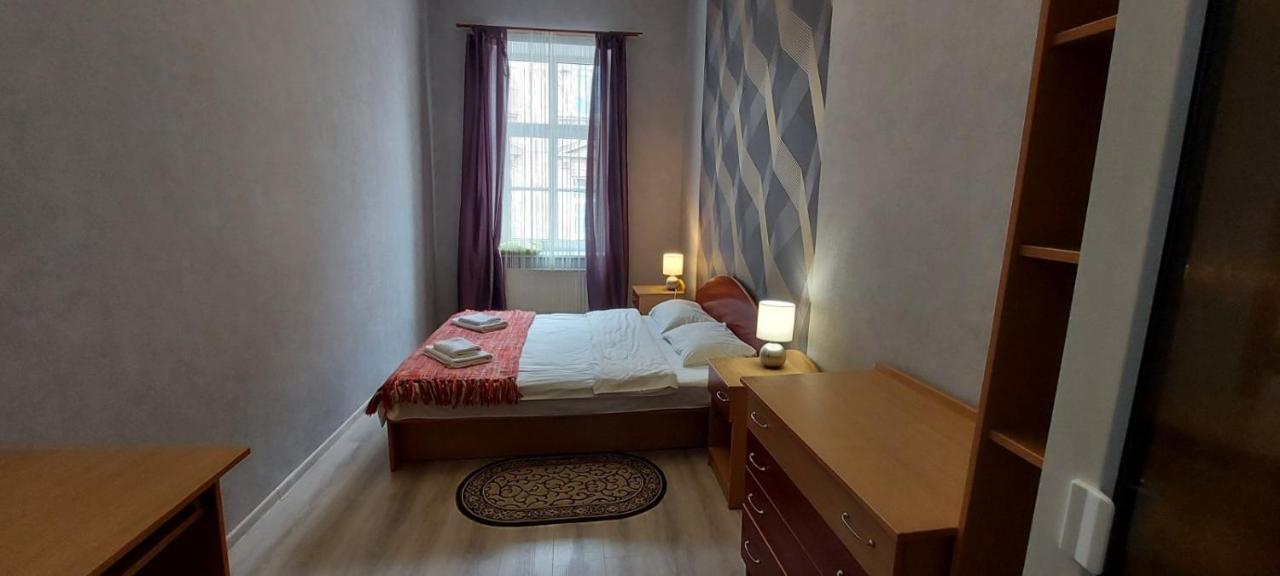 2 Bedroom Apartment On Tomashivskogo Street 7 Λβιβ Εξωτερικό φωτογραφία
